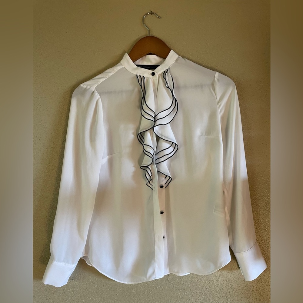 White Dress Shirt with Collar Ruffle Detail. Size 0